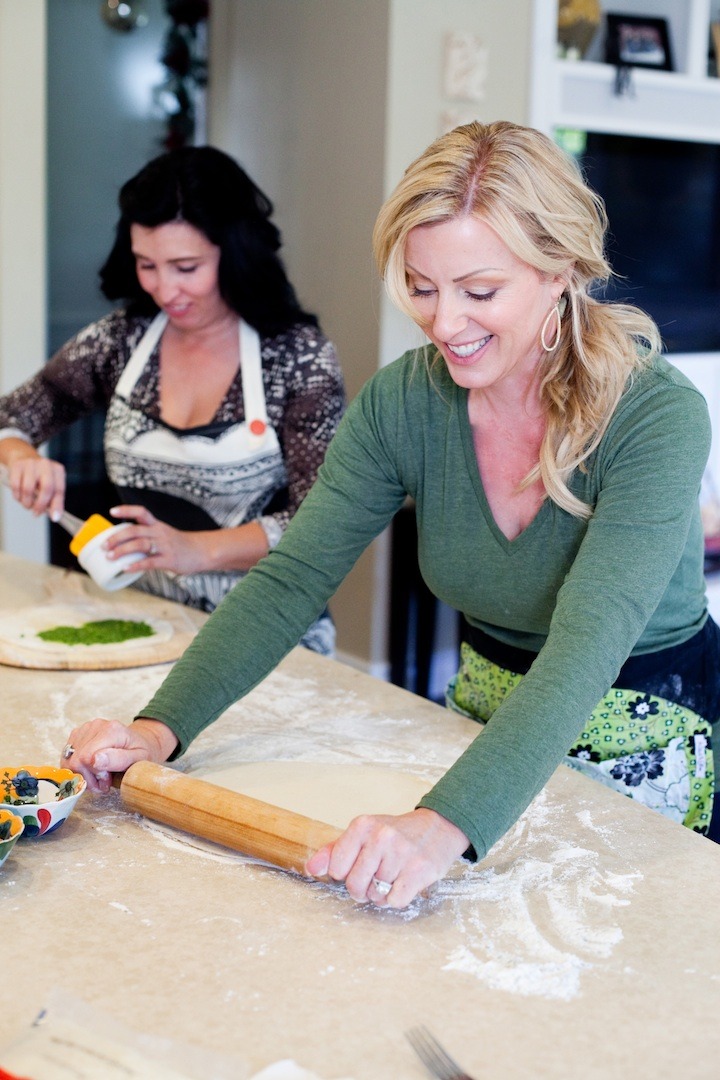 Fresh Tomato and Basil Pesto Pizza