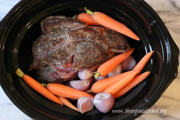 Slow Cooker Pot Roast with Shallots and Baby Carrots #potroast #slowcooker #crockpot #comfortfoof #glutenfree