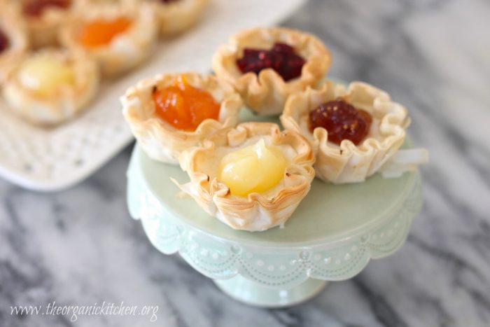 Mini Goat Cheese Cheesecake Tartlets for All Seasons!