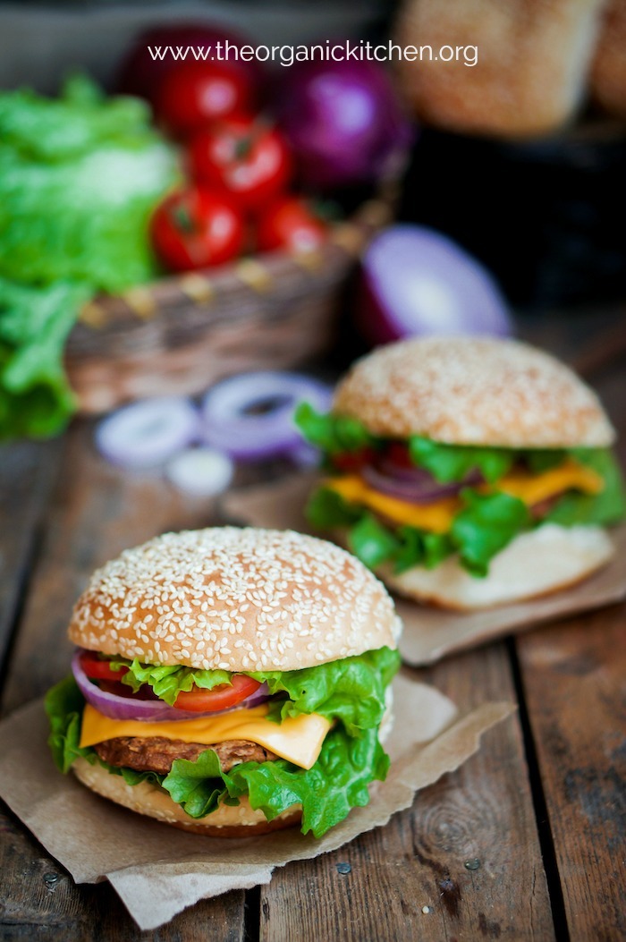 The Secrets to Making a Fantastic Burger! #hamburger #howtogrillaburger