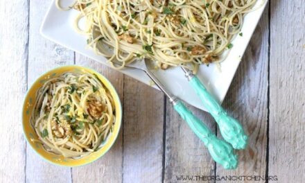 Simple Lemon Pasta with Walnuts