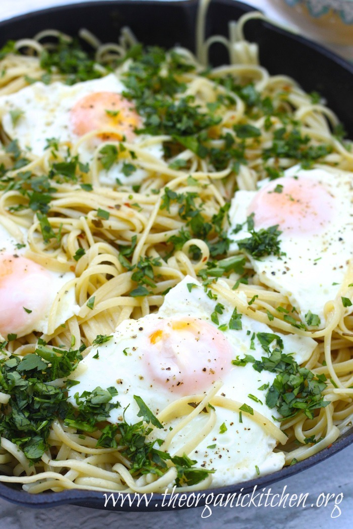 Pasta Aglio e Olio with Eggs Sunny Side Up!~ Another Casual Friday Menu