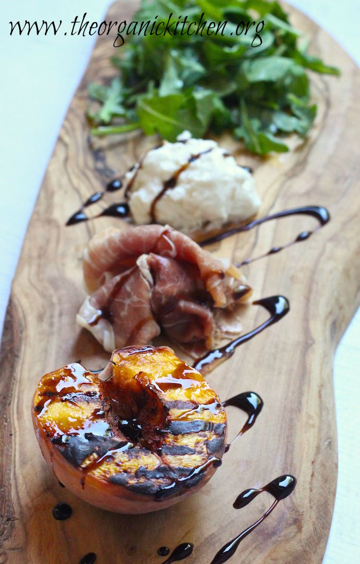 Grilled Peaches with Burrata and Prosciutto