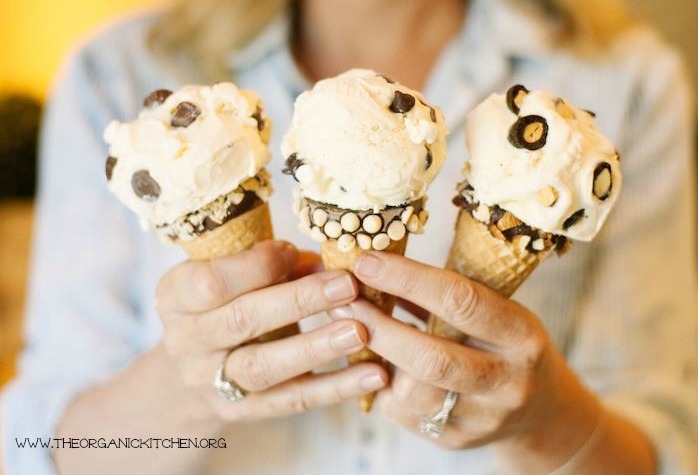 A close up of No Churn Vanilla Bean Ice Cream with Hand Dipped Cones