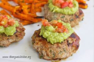 Don’t these Jalapeño Turkey Burgers look amazing?! Top them with guacamole, pico de gallo and poached egg and serve with a side of sweet potato fries for an amazing Paleo dinner! #whole30 #paleo