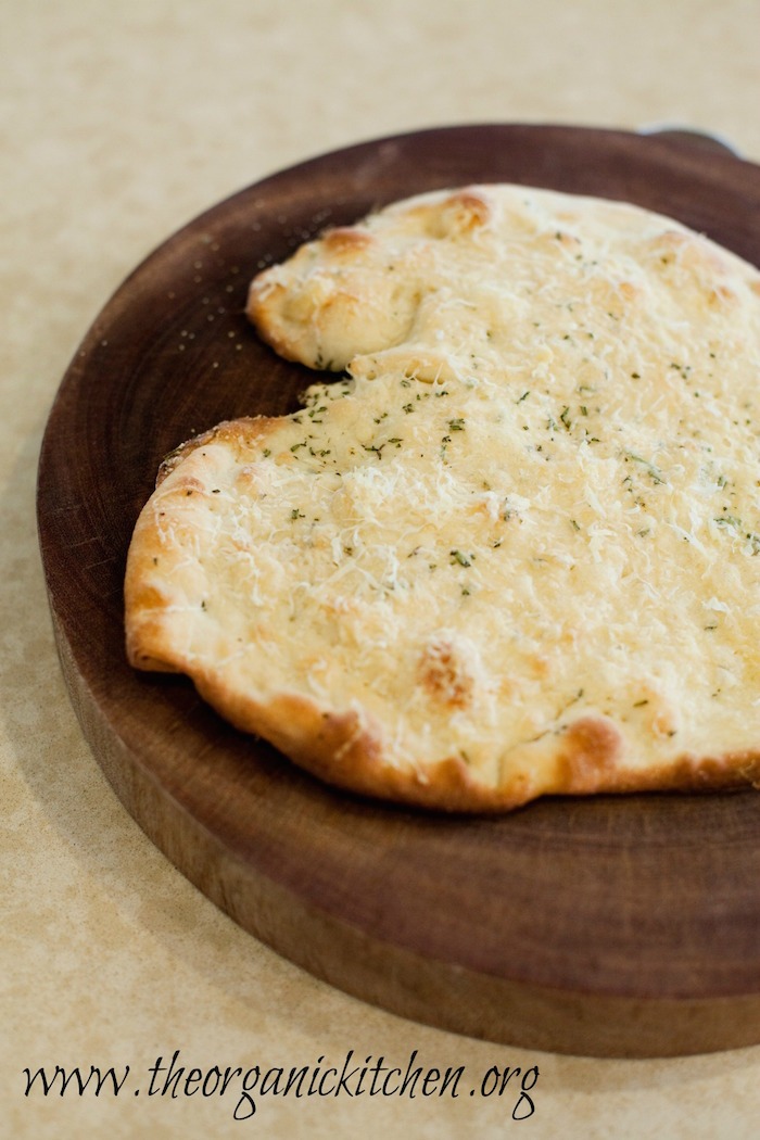 Rosemary Flatbread with Dipping Oil and Tomatoes