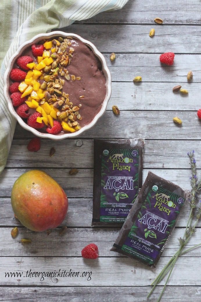 Açaí Berry Smoothie Bowl