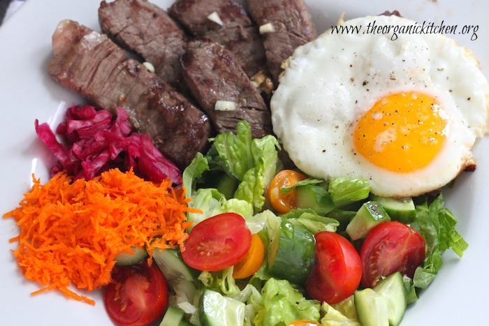15 Minute Steak and Eggs with Salad (Paleo/Whole 30)