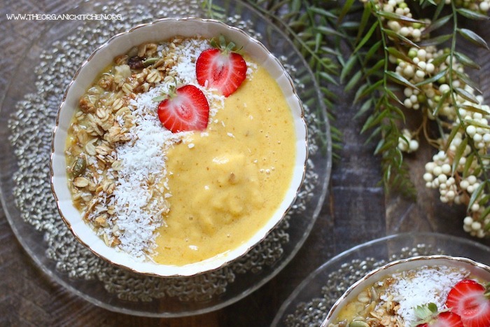 Peach Turmeric Smoothie Bowls!