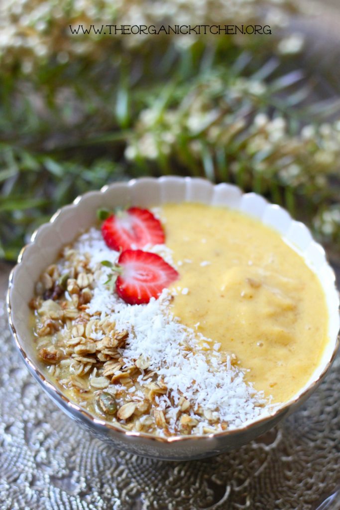 Peach Turmeric Smoothie Bowls!