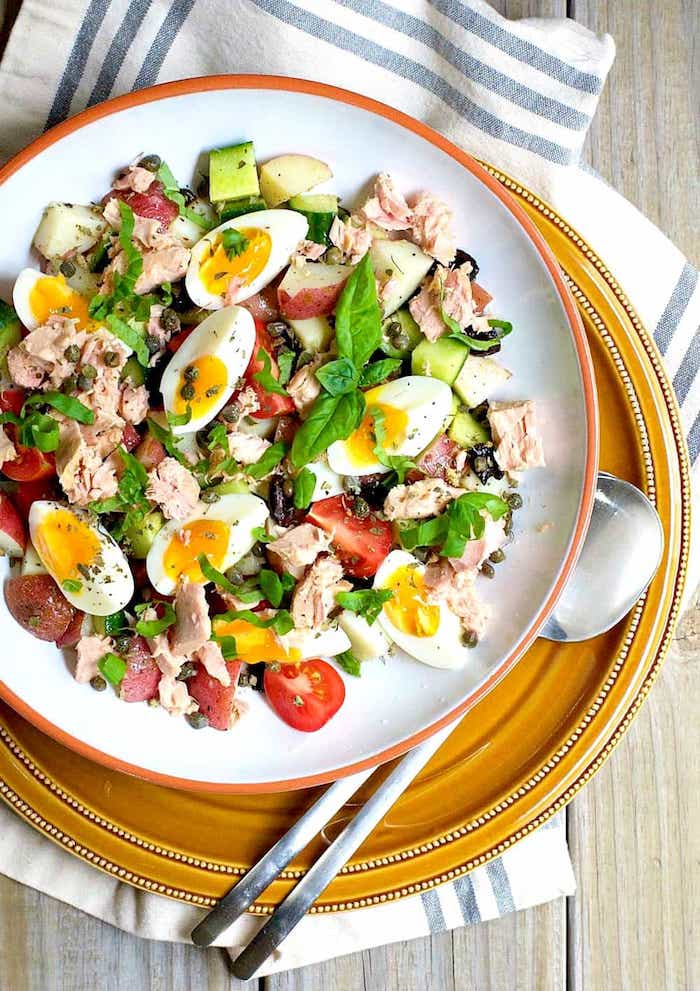 12 Delicious Whole 30 Salads that Will Blow Your Mind!