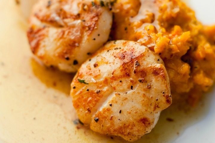 scallops in butter sauce
