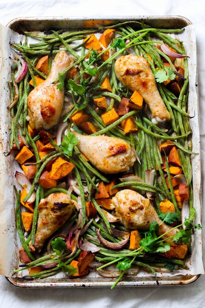 12 Fabulous Whole 30 Chicken Dinner Recipes! #whole30 #chickendinners #grainfree #glutenfree #dairyfree