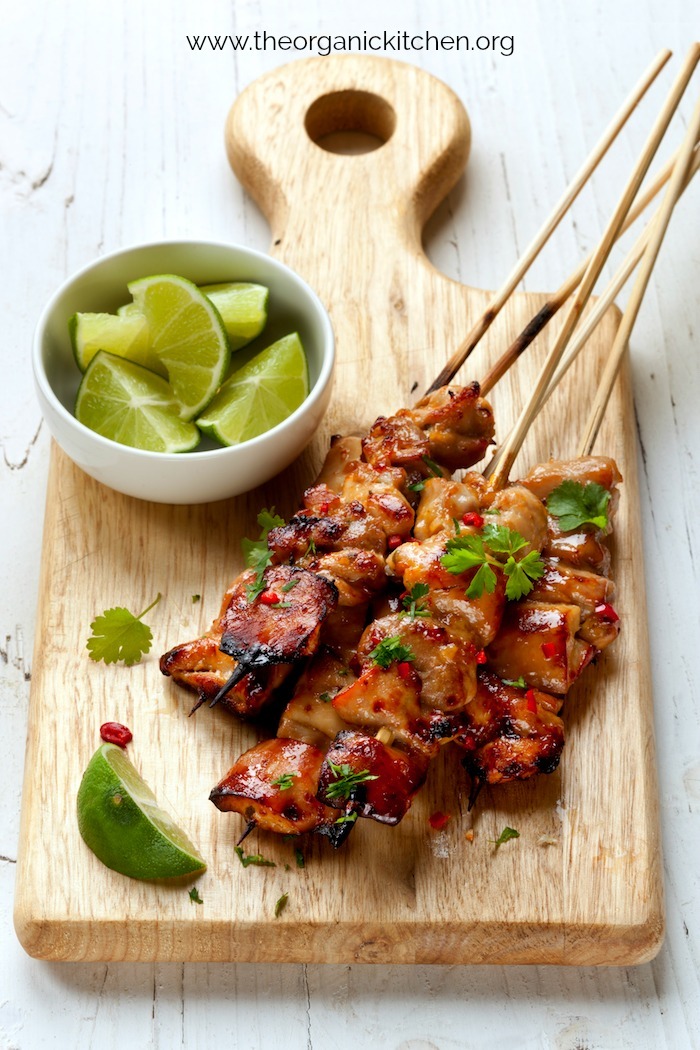 Lime Chili Chicken Skewers #chickenskewers #chickenkabobs #limechili #whole30 #paleo