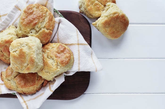 Easy Buttermilk Biscuits!