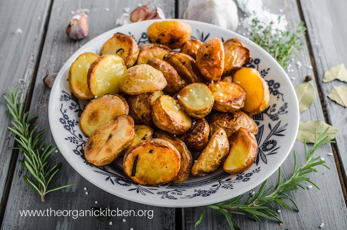 Whole30 Roasted Potatoes (with Rosemary Garlic Option)