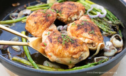Whole30 One Pan Paprika Chicken and Asparagus!