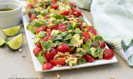 Tomato and Avocado Salad (Whole30)