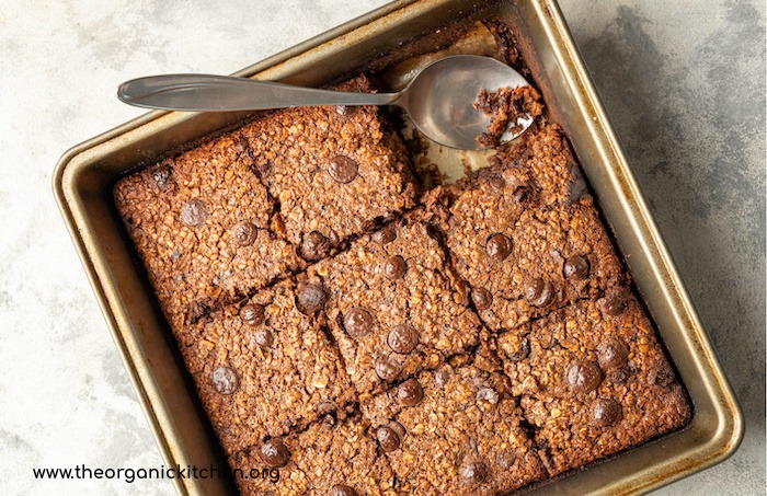 Vegan Chocolate Almond Butter Oat Bake - The Organic Kitchen